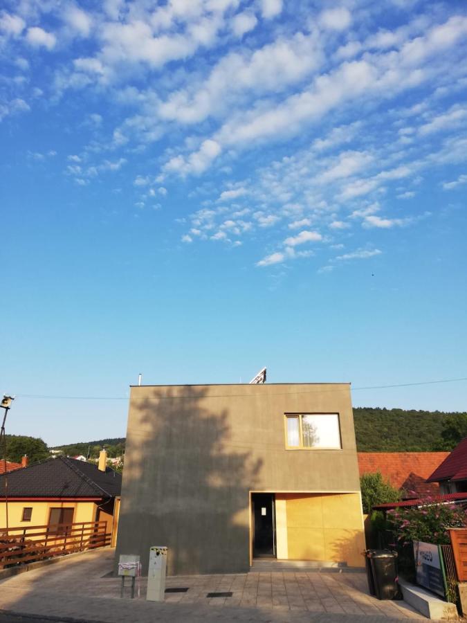 Vigeo Lounge B&B Coffee Bojnice Exterior foto